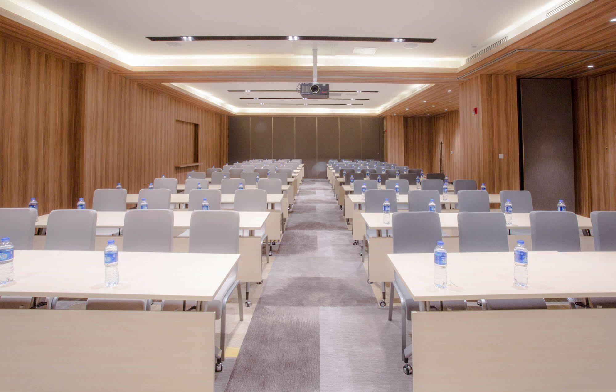Hyatt Place Foshan Lishui Exterior photo